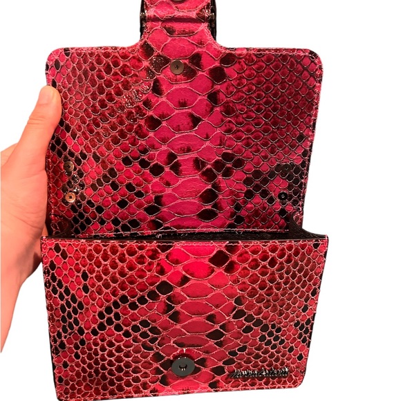 MARTINA GALANTI Fuschia Made In Italy Leather Crossbody - Picture 5 of 6